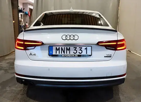 Audi A4 2018 photo 5