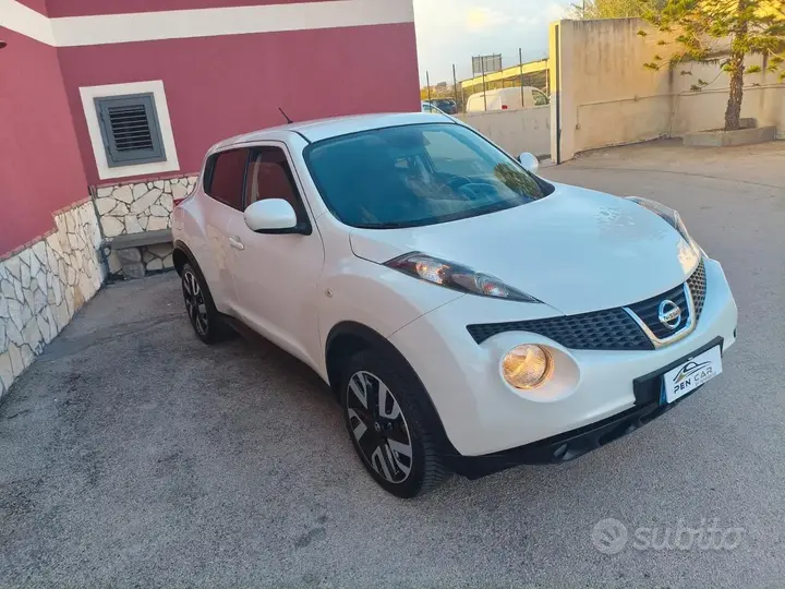 Nissan Juke 2014 photo 2