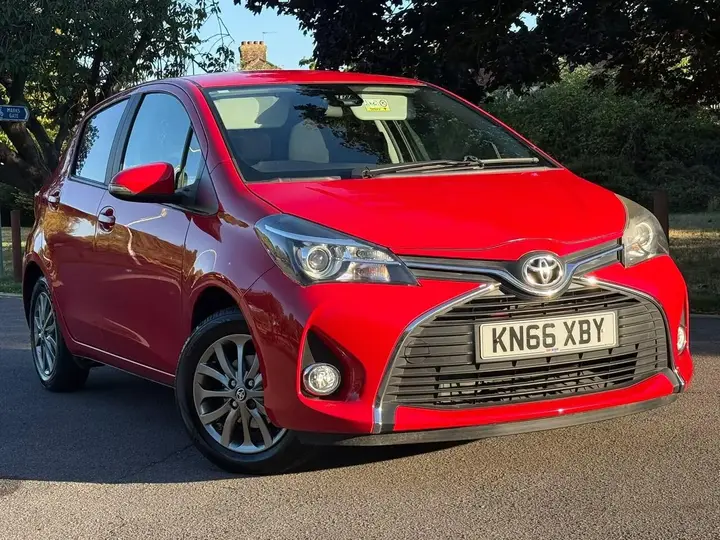 Toyota Yaris 2016 photo 5