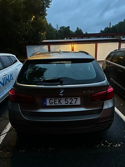 BMW 318D 2016 photo 4