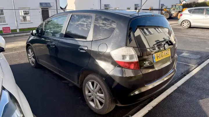 Honda Jazz 2010 photo 3
