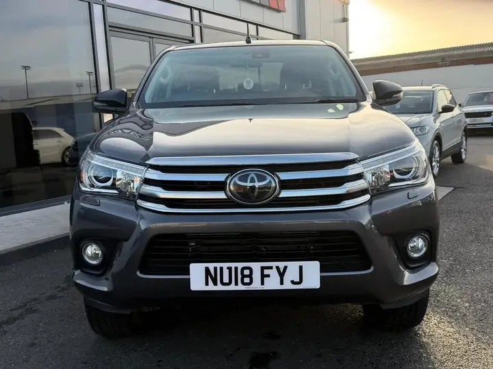 Toyota Hilux 2018 photo 2