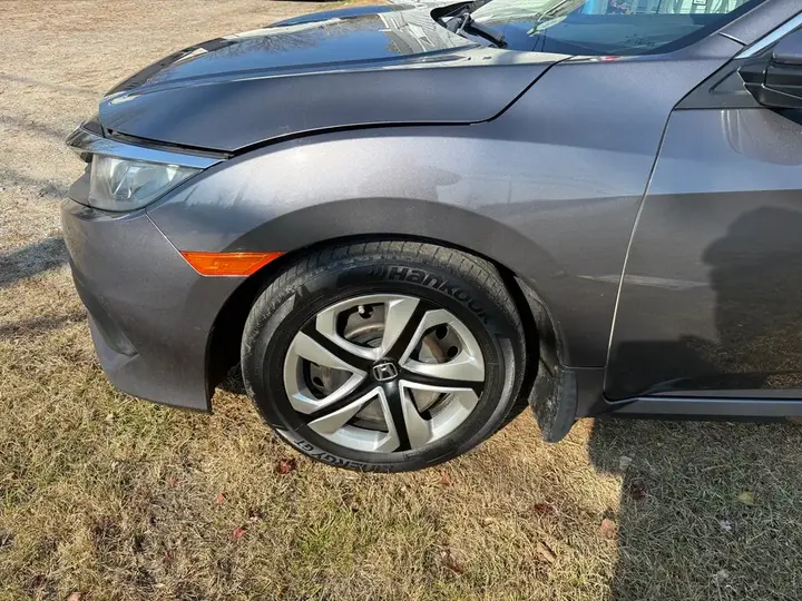 Honda Civic 2017 photo 3
