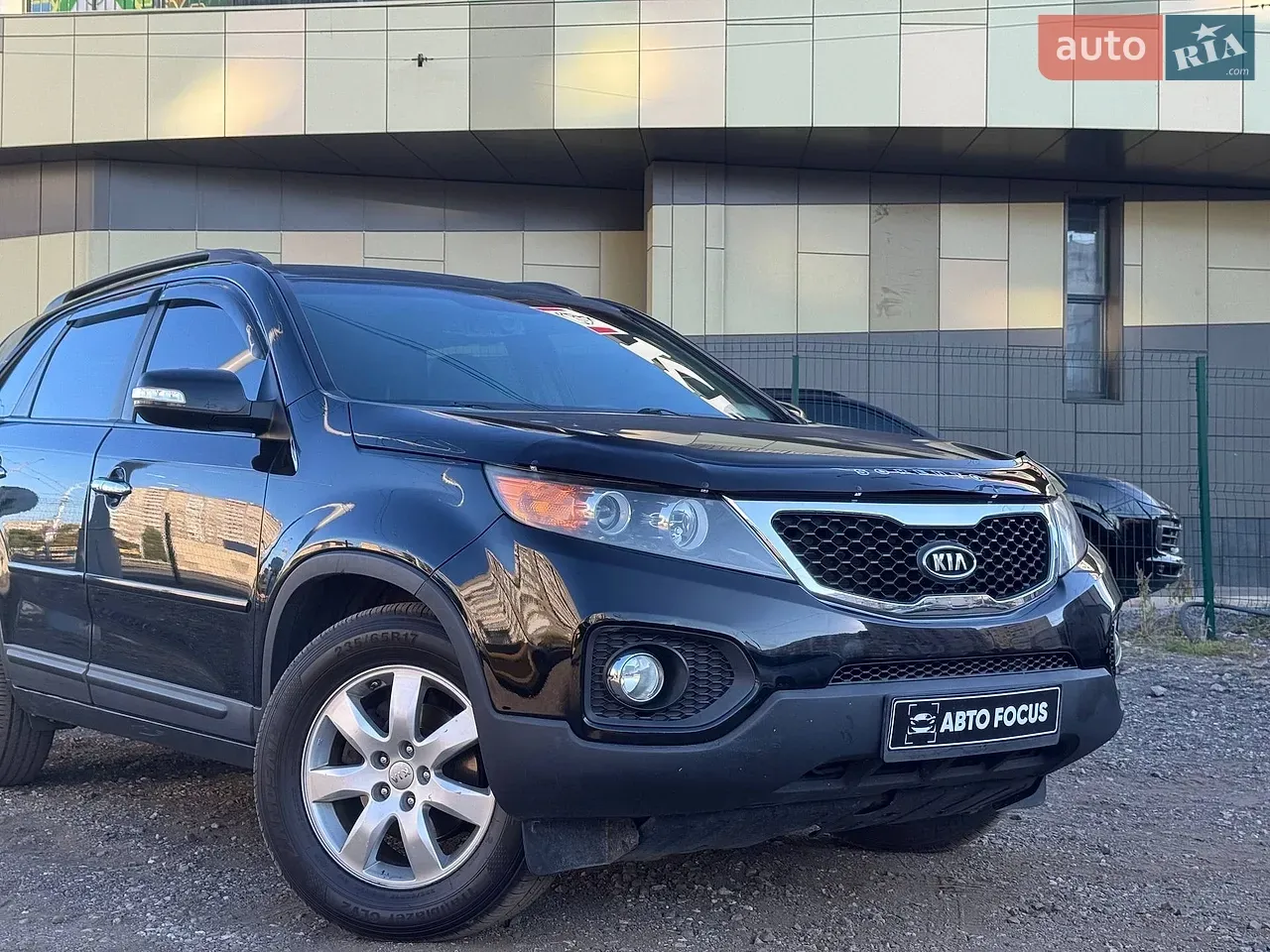 Kia Sorento 2011 photo 2