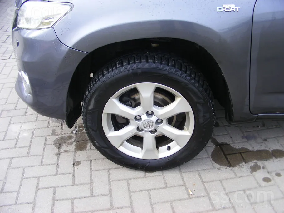 Toyota Rav4 2011 photo 5