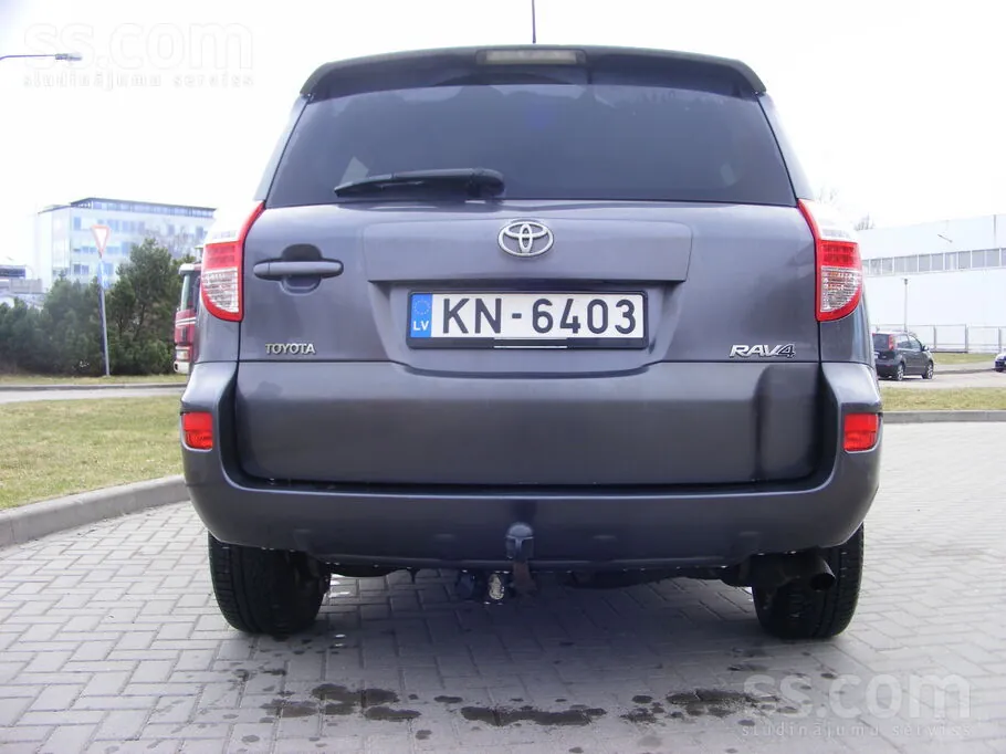Toyota Rav4 2011 photo 3