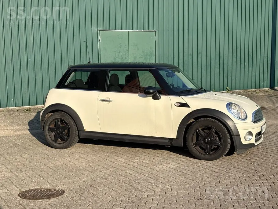 Mini Cooper 2010 photo 4