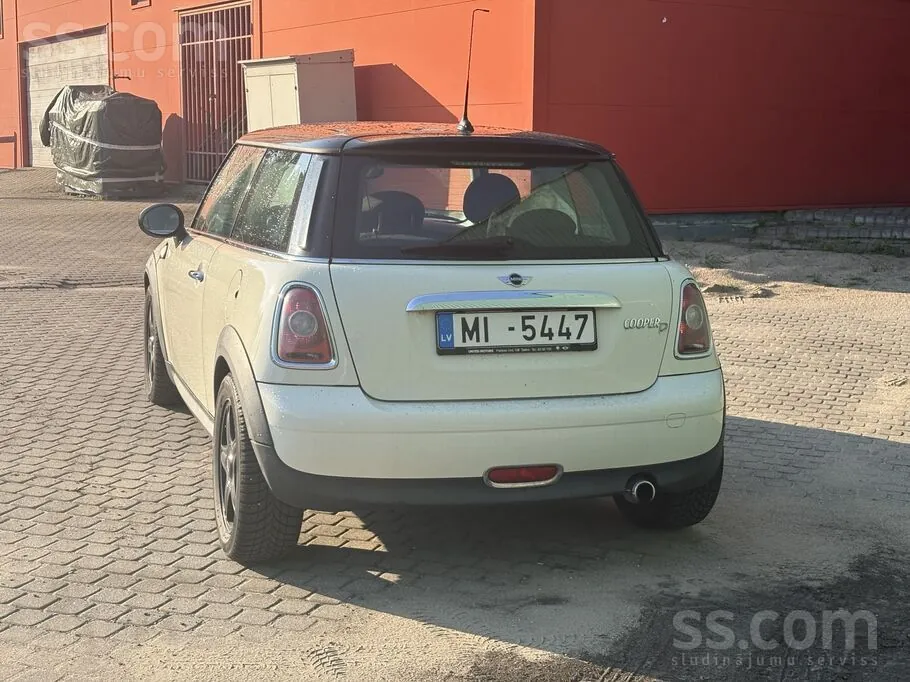 Mini Cooper 2010 photo 3