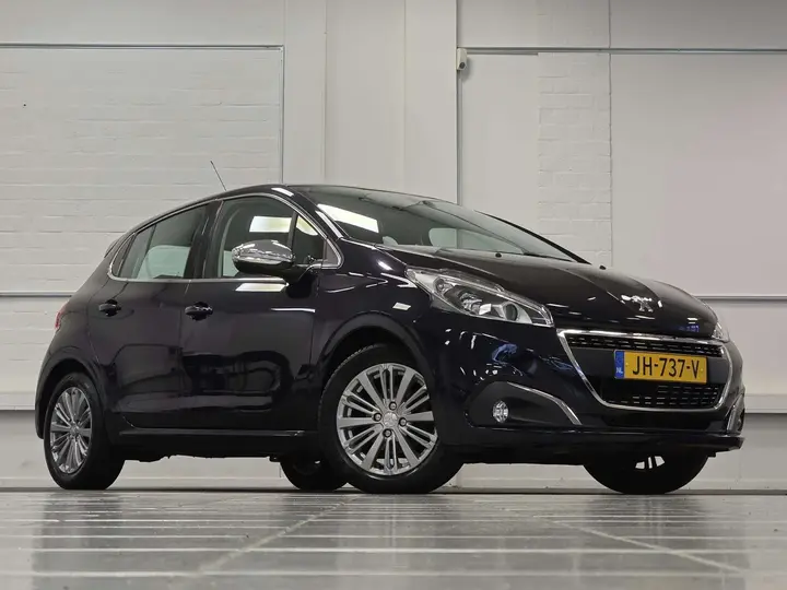 Peugeot 208 2016 photo 4