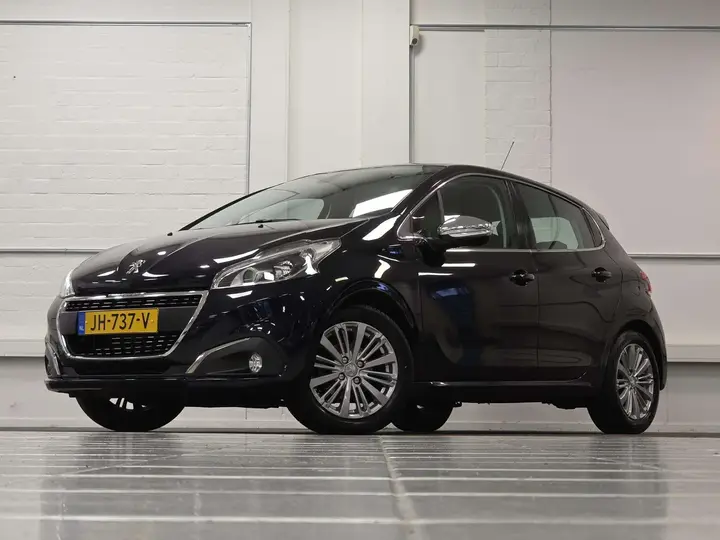 Peugeot 208 2016 photo 2