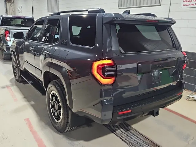 Toyota 4Runner 2025 photo 5
