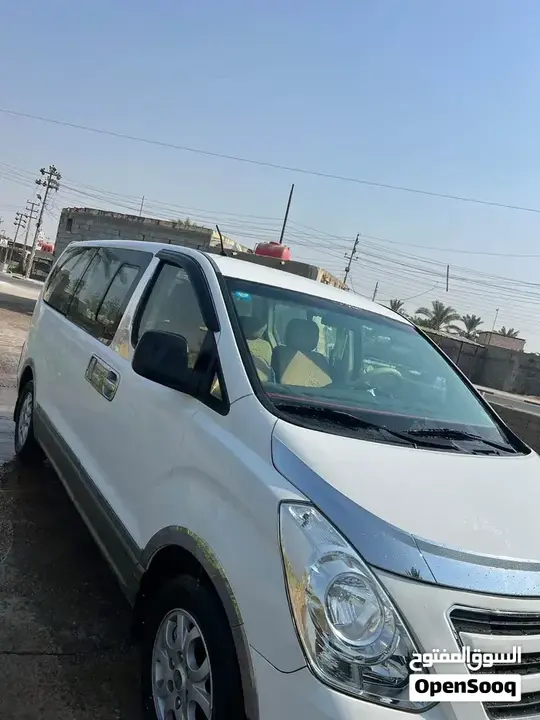 Hyundai H1 2016 photo 3
