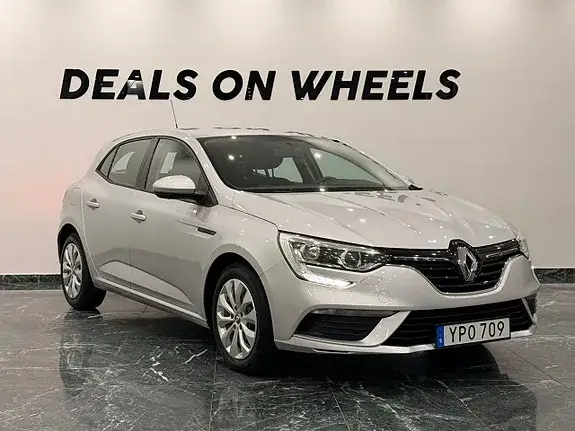 Renault Megane 2018 photo 3
