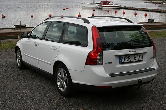 Volvo V50 2008 photo 2