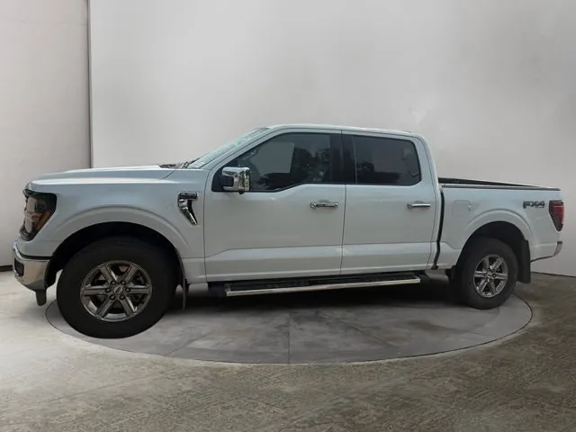 Ford F-150 2025 photo 2