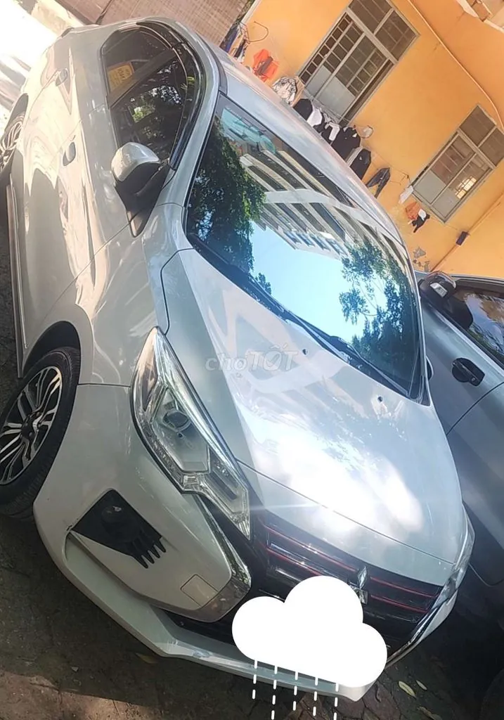 Mitsubishi Attrage