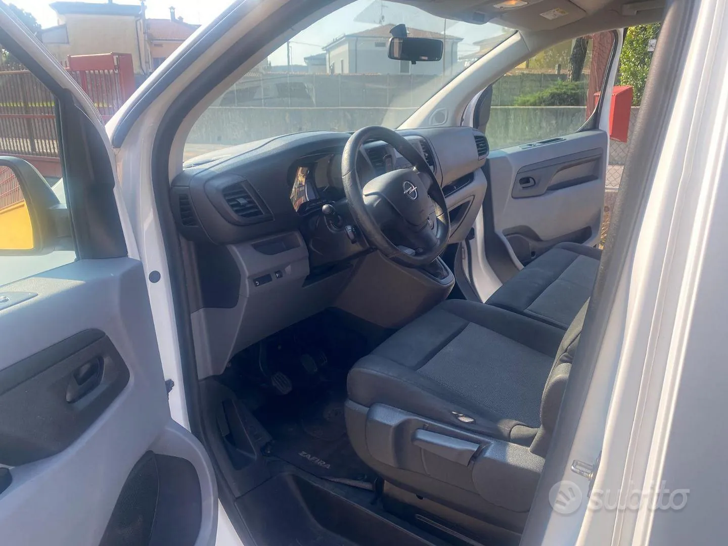 Opel Vivaro 2021 photo 5