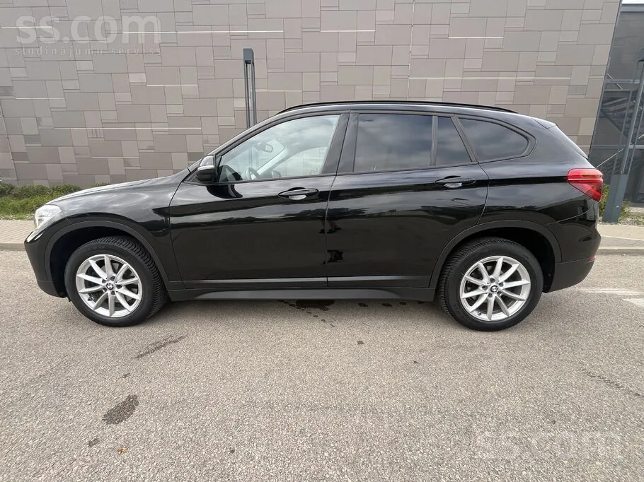 BMW X1 2022 photo 4