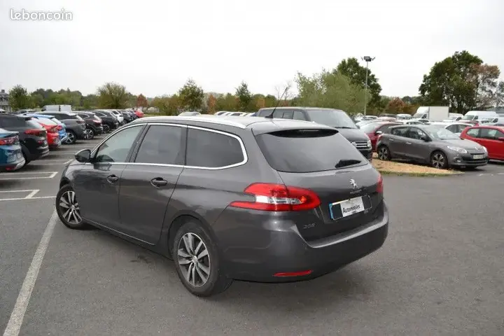 Peugeot 308 2018 photo 4