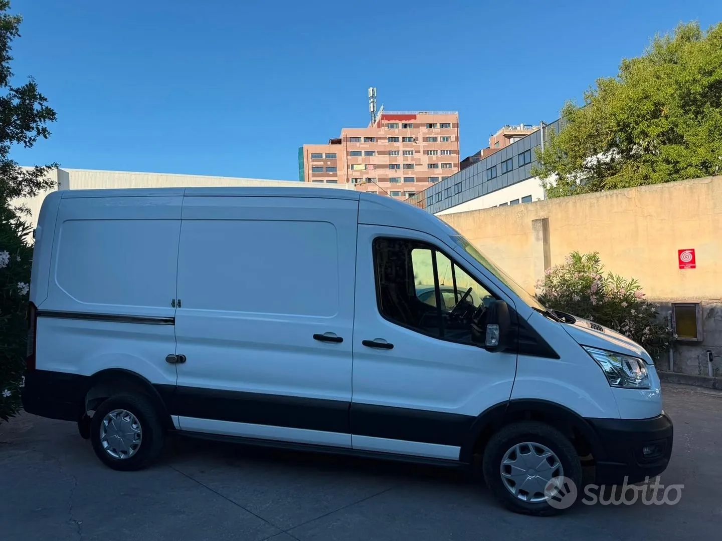 Ford Transit 2020 photo 3