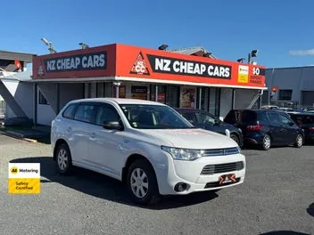 Mitsubishi Outlander 2013 photo 2