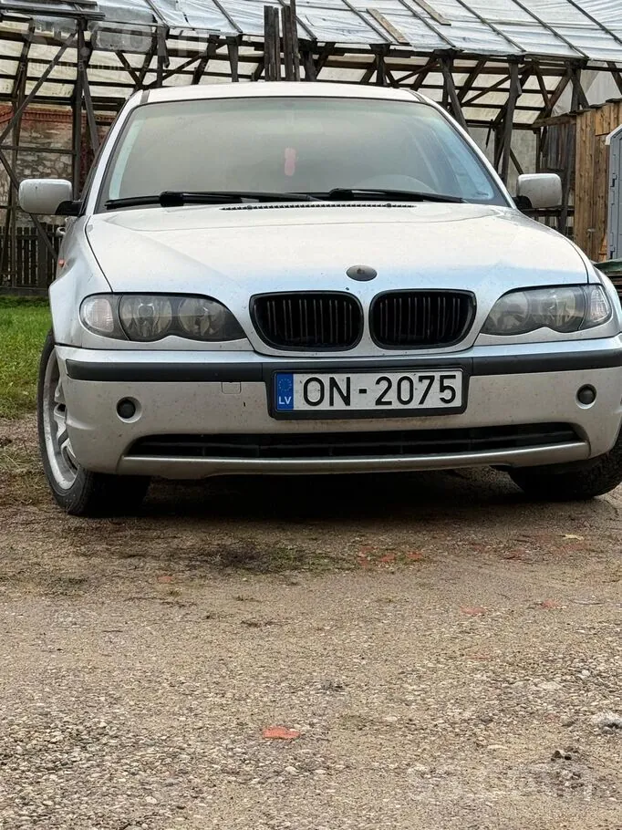 BMW 320