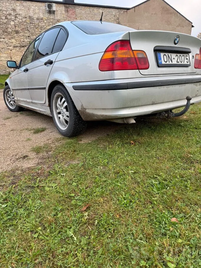 BMW 320 2004 photo 5