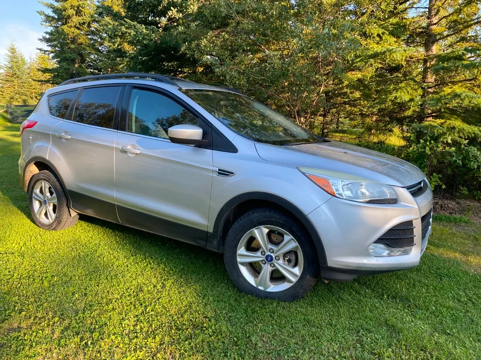 Ford Escape 2013 photo 4
