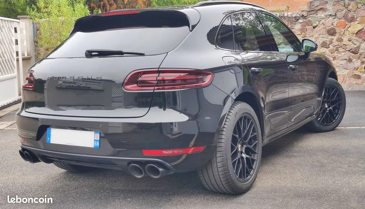 Porsche Macan 2016 photo 2