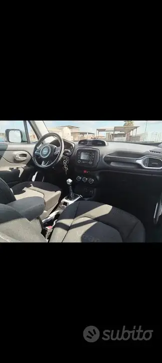 Jeep Renegade 2015 photo 3