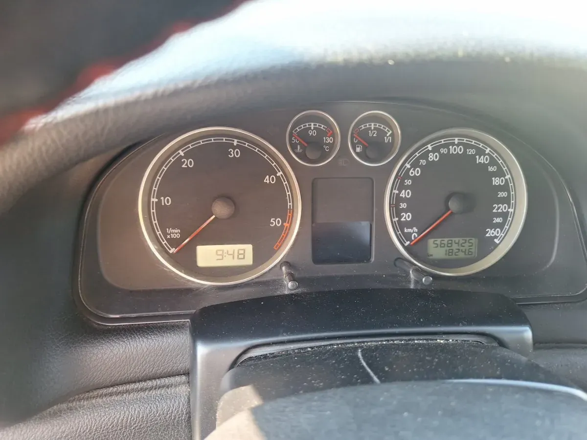 Volkswagen Passat 2001 photo 3