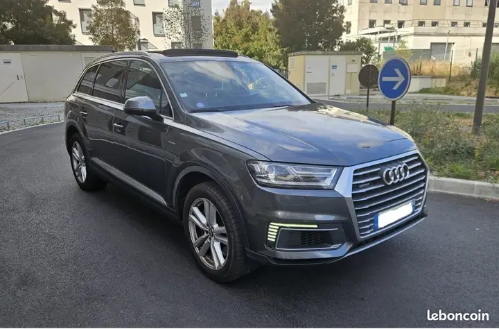 Audi Q7 2016 photo 3