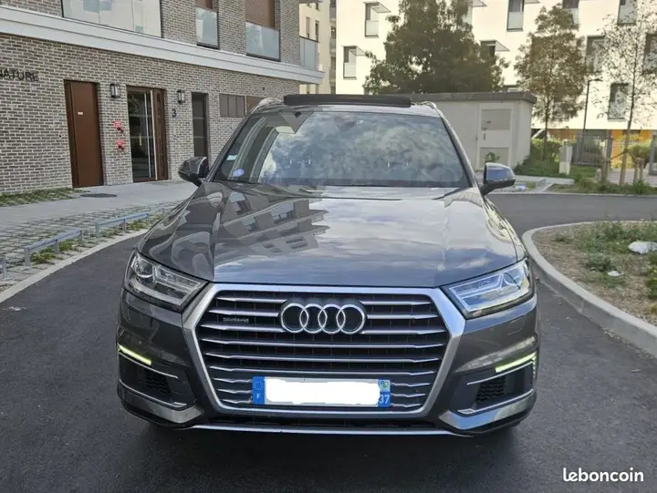 Audi Q7 2016 photo 5