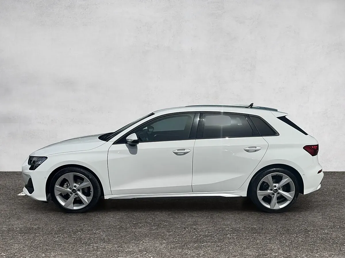 Audi A3 2025 photo 2