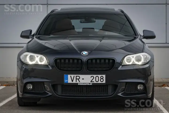 BMW 530D 2012 photo 2