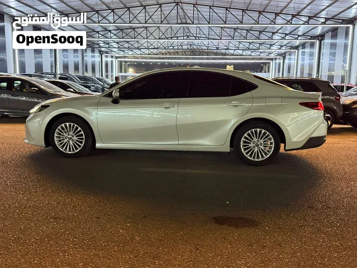 Toyota Camry 2025 photo 3