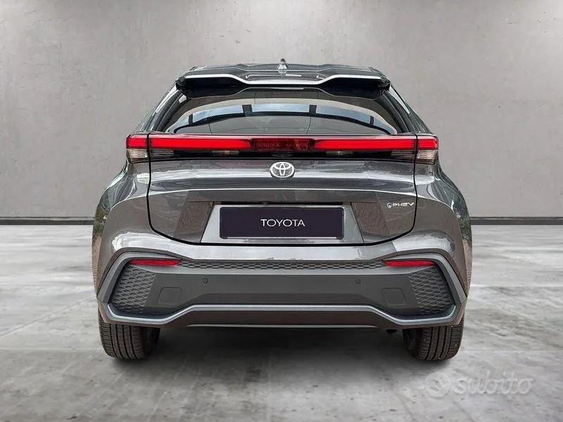 Toyota C-Hr 2025 photo 4