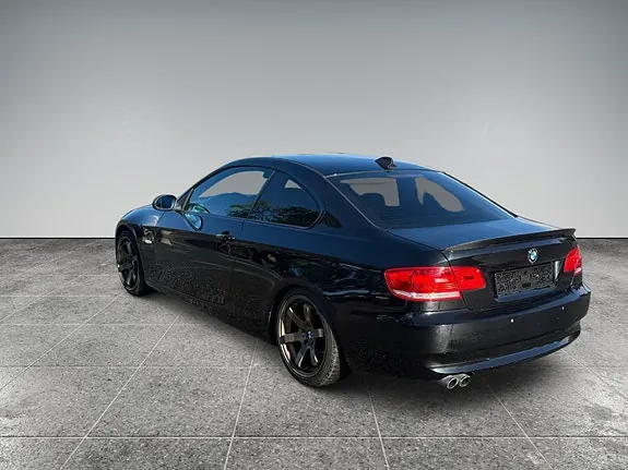 BMW 330D 2007 photo 3