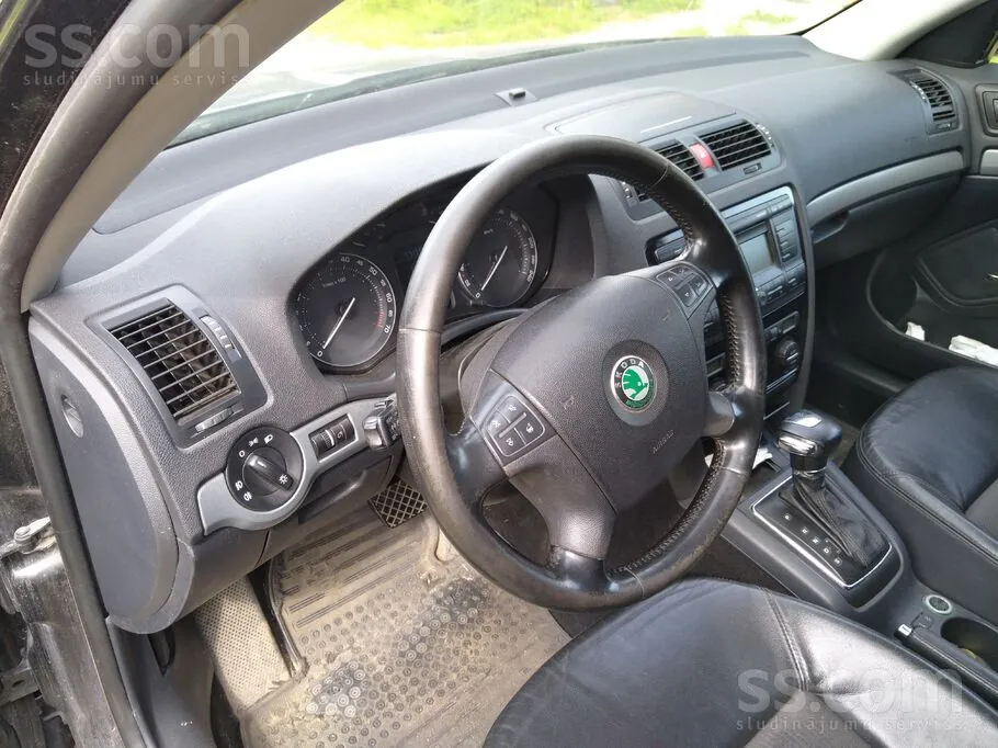 Skoda Octavia 2006 photo 2