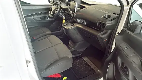 Peugeot Partner 2021 photo 3