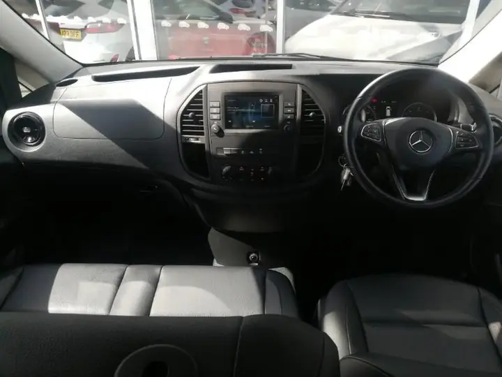 Mercedes-Benz Vito 2024 photo 3