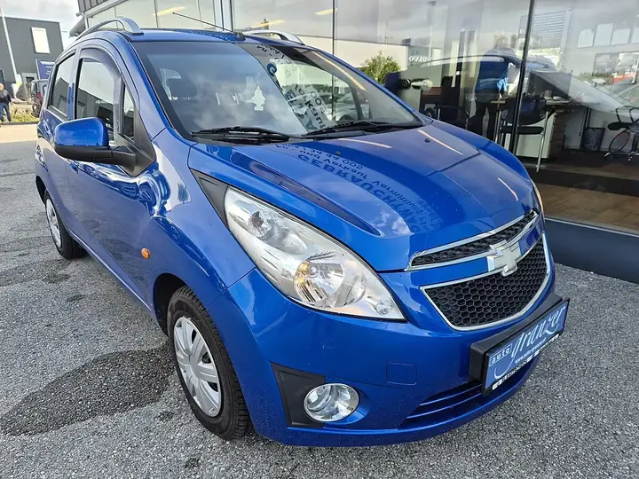 Chevrolet Spark 2011 photo 2