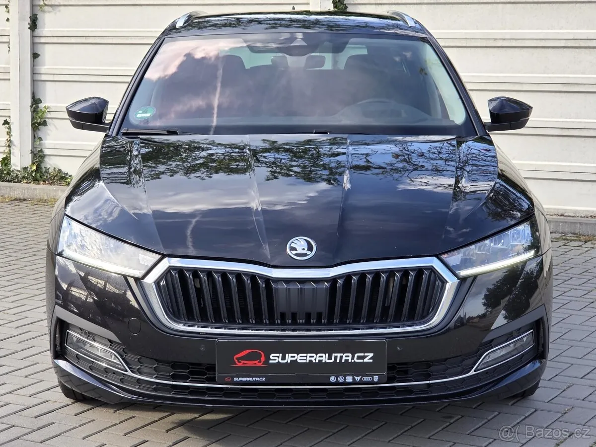Skoda Octavia 2021 photo 2