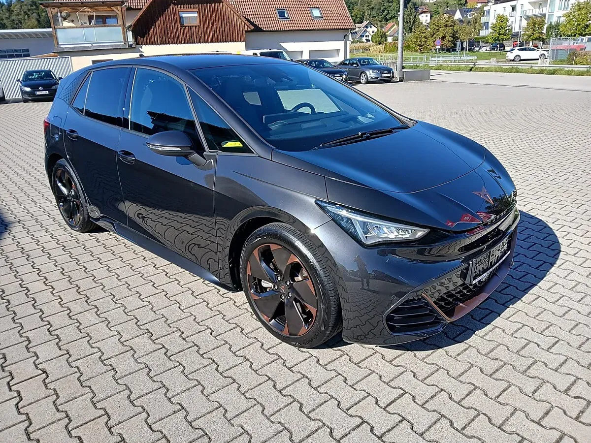 Cupra Born 2022 photo 2
