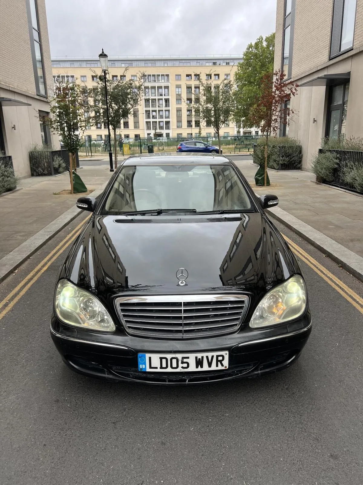 Mercedes-Benz S-Class 2005 photo 2