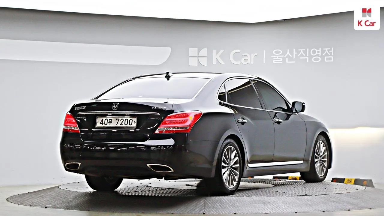 Hyundai Genesis 2015 photo 2