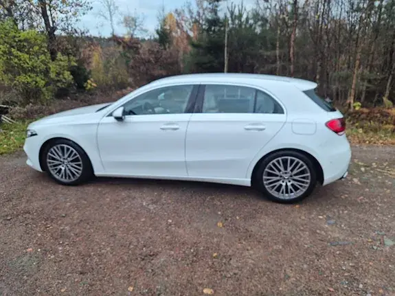 Mercedes-Benz A 180