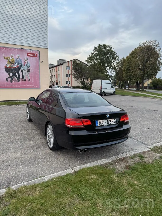 BMW 330 2006 photo 5