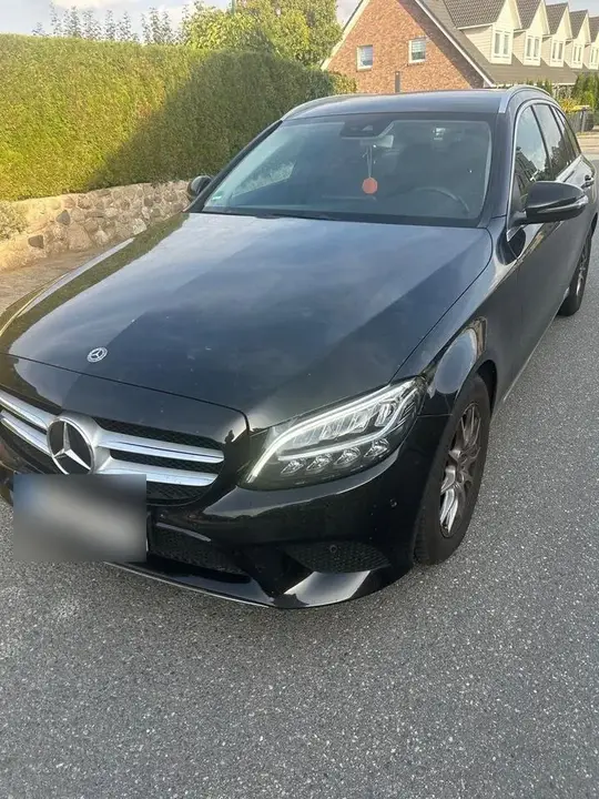 Mercedes-Benz C 220 D