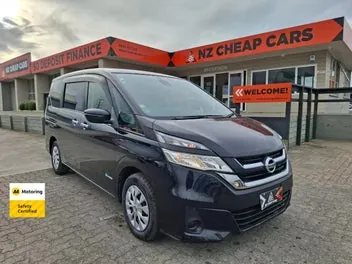Nissan Serena 2016 photo 2